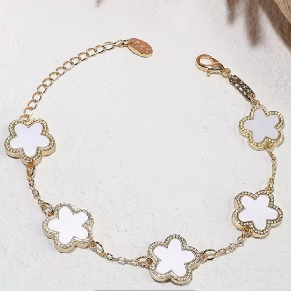 Gold Filled White Clover Cubic Zirconia Bracelet - Picture 1 of 1